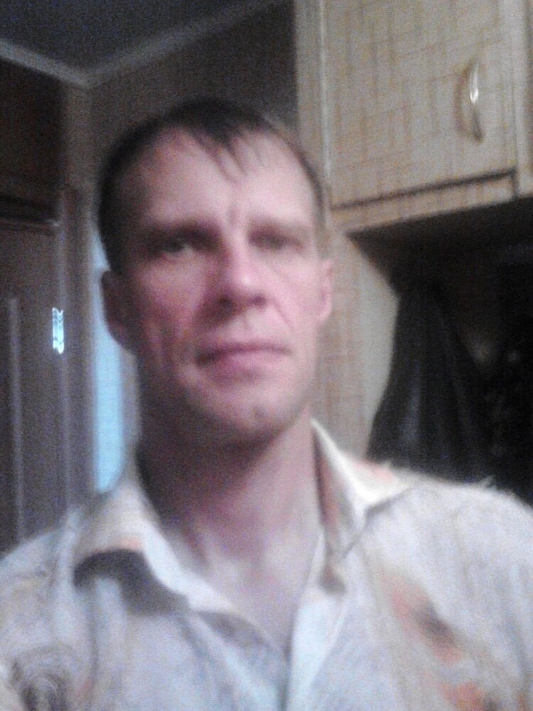  9913168  Vladimir, 43 ,    -