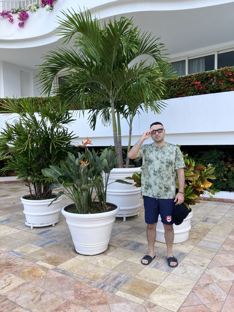  Calgary,   , 27 ,   ,   , c , 