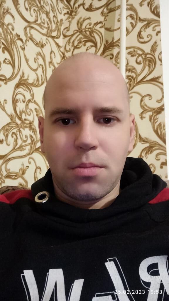  32983228  Twerdochkleb, 41 ,    