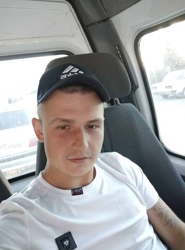  21104528  , 33 ,    