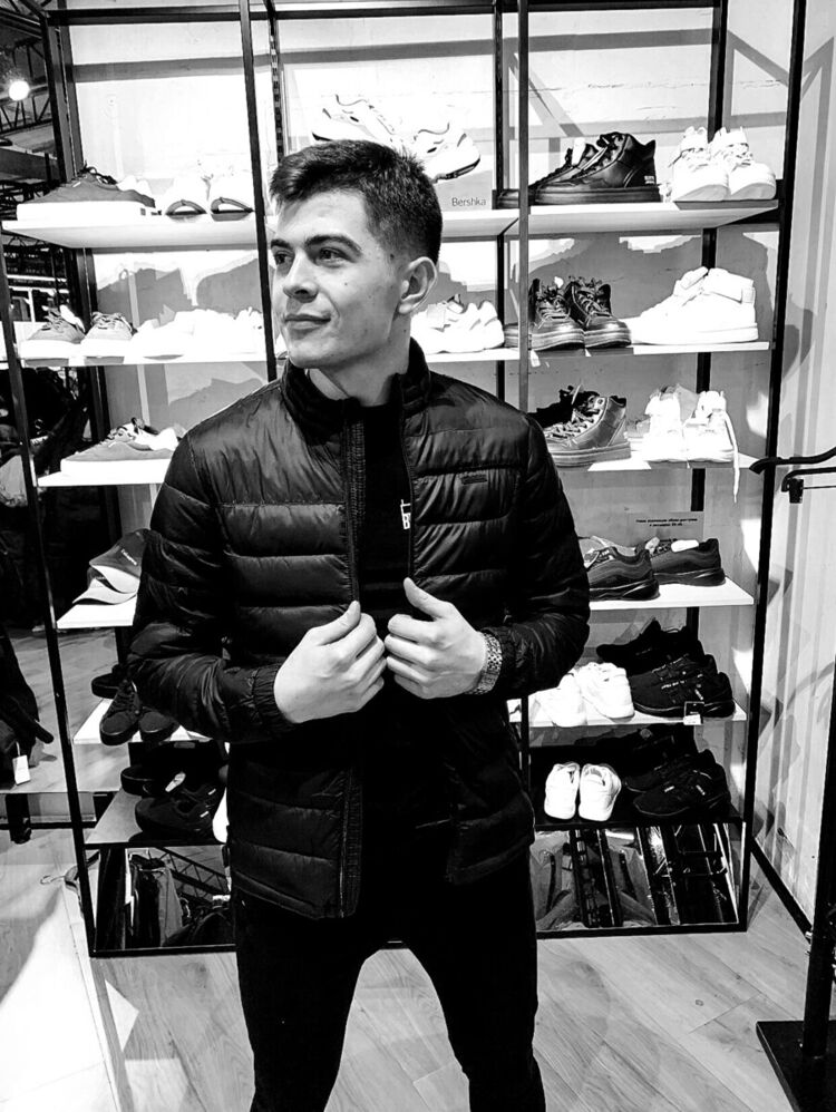 ���� 22552568 ������� Ghost, 27 ���, ���� ���������� � �������