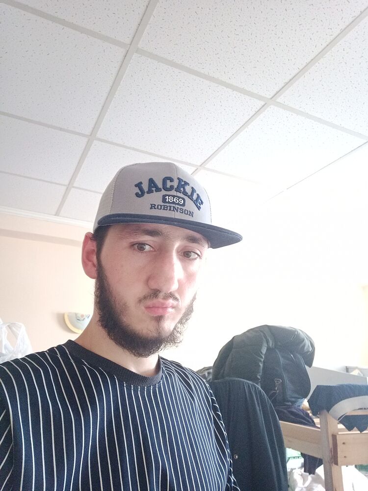  26716878  , 27 ,    -