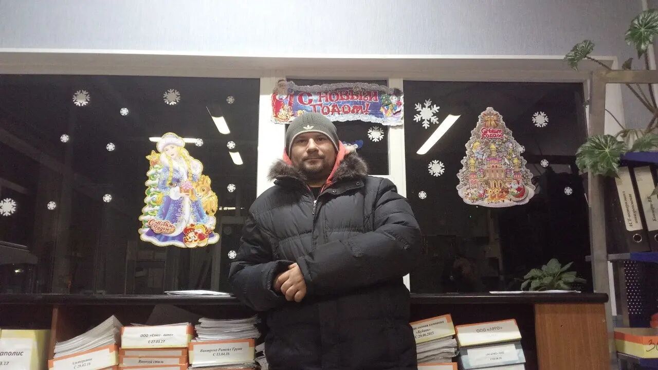  51767569  , 40 ,    