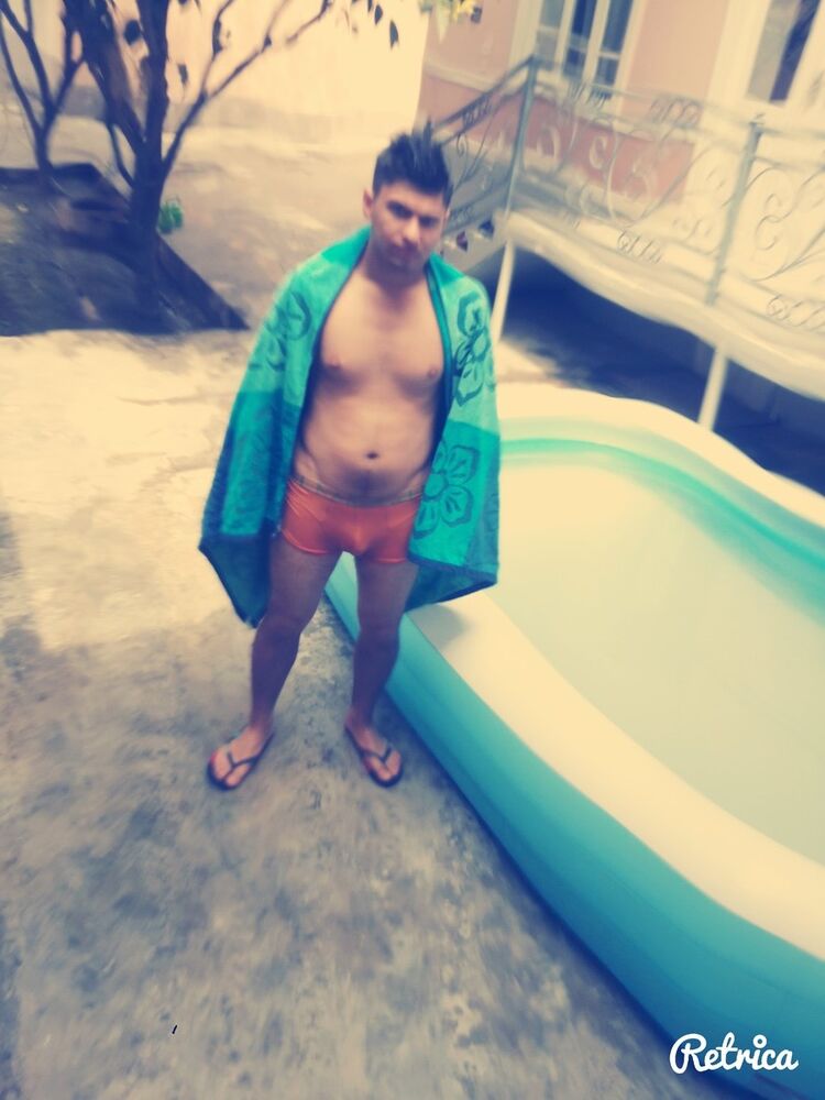  6315358  Kholmirza, 32 ,    