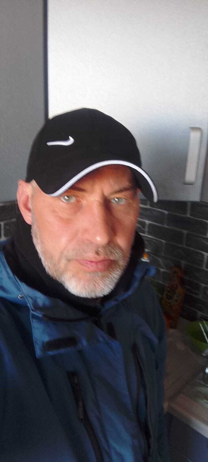  54674558  Vitaliy, 49 ,    