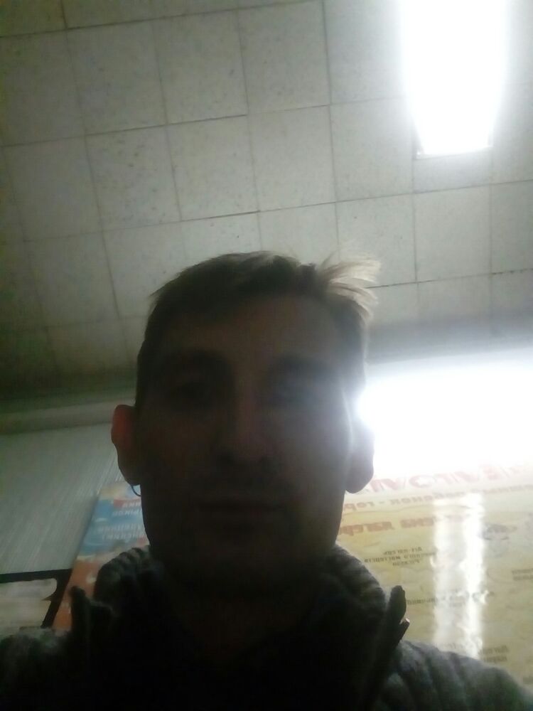  ,   Denis, 37 ,   ,   , c 