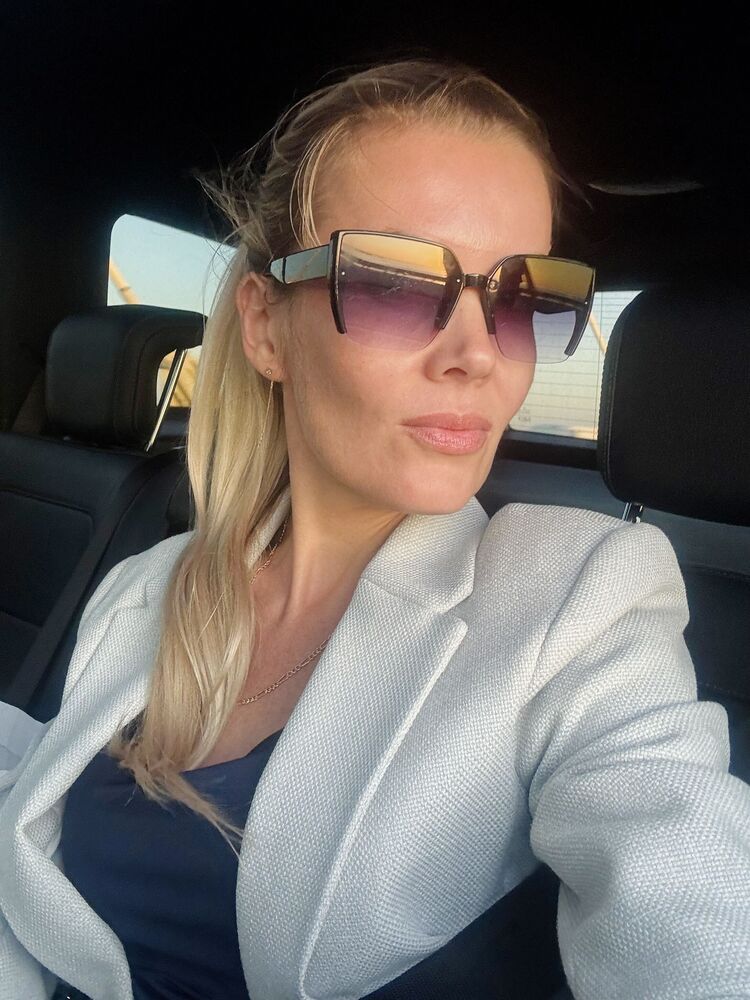  53585878  , 40 ,    -