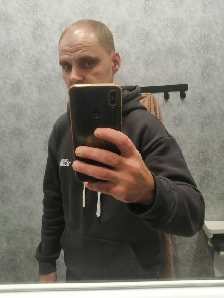  38426658  , 42 ,    