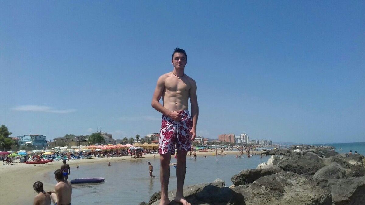  ,   Sandu, 25 ,   ,   , c 