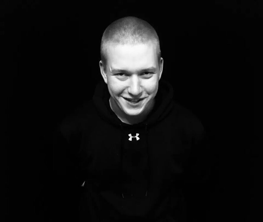  ,   Alexander, 27 ,   ,   , c 