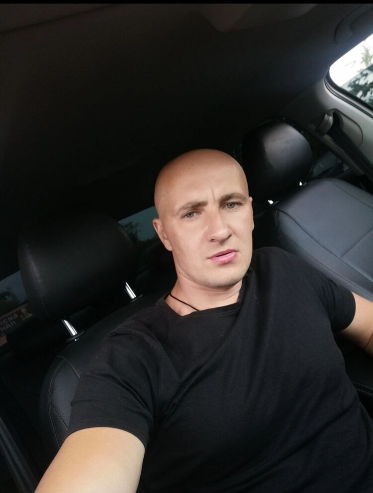  ,   Evgeny, 40 ,   ,   
