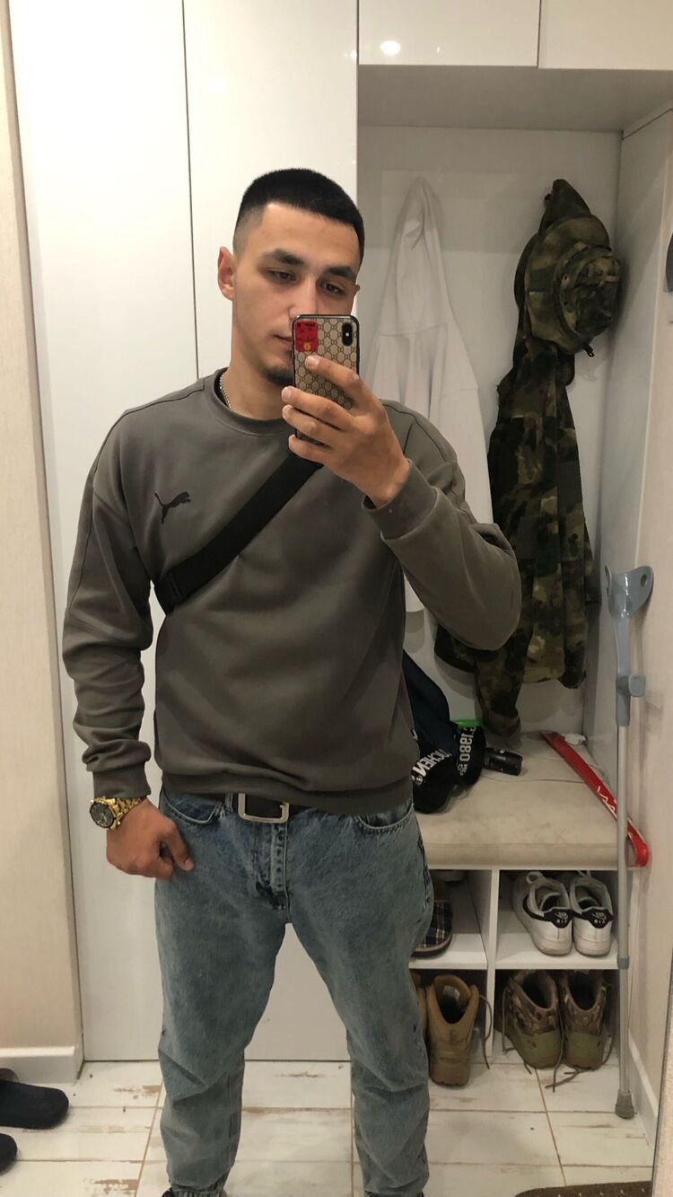  45221928  , 25 ,    