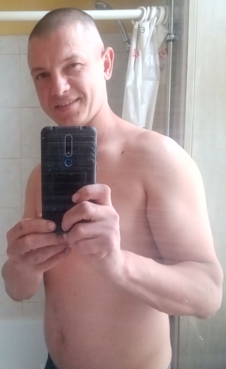  39380538  Volodymyr, 46 ,    Warszawa