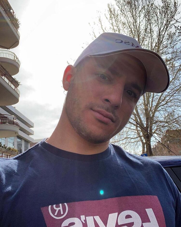  51820198  , 35 ,    