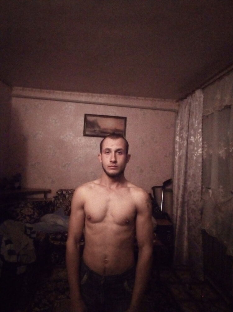  18517828  , 32 ,    