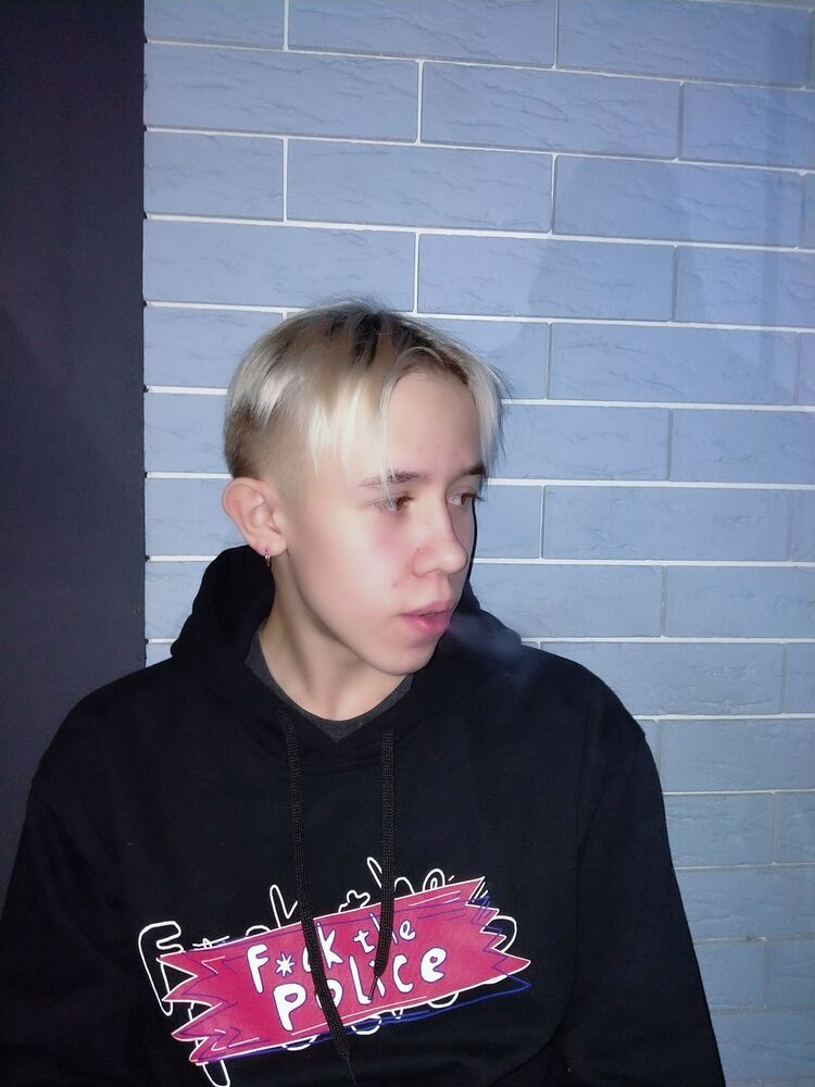 ���� 40131528 ����� �������, 23 ����, ���� ���������� � ������