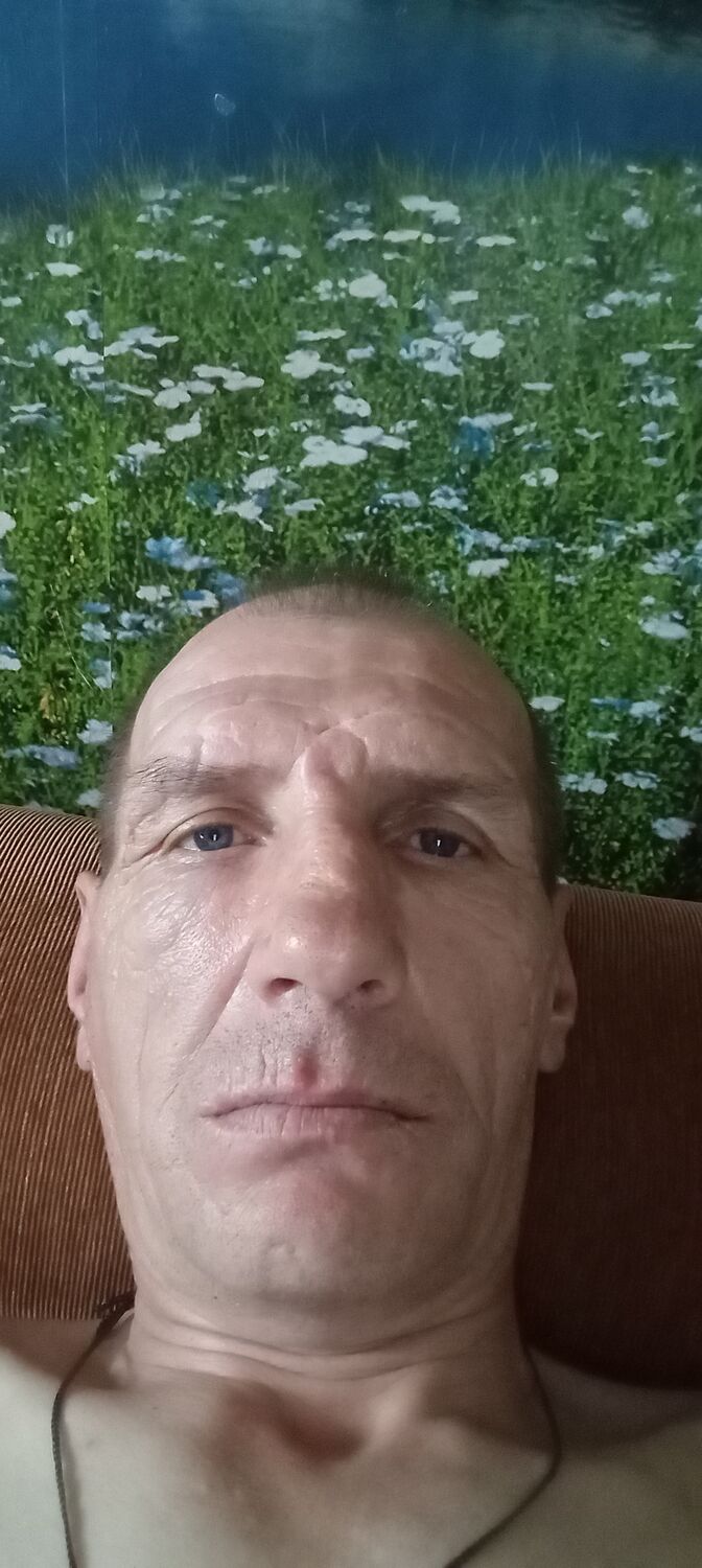  44797998  Jak Vorobei, 48 ,    