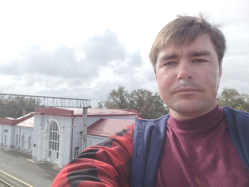  ,   Nikolay, 32 ,   ,   