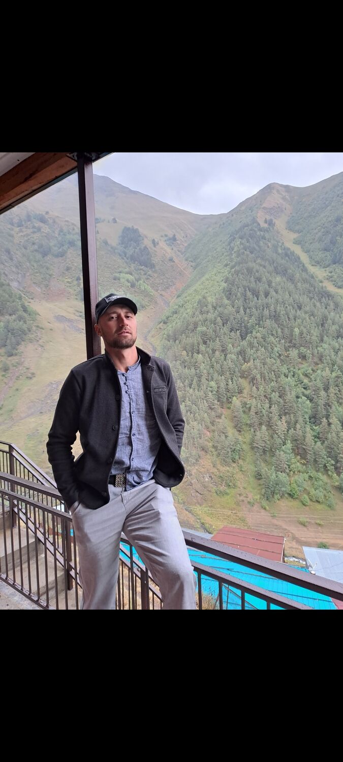  44031908  , 33 ,    --