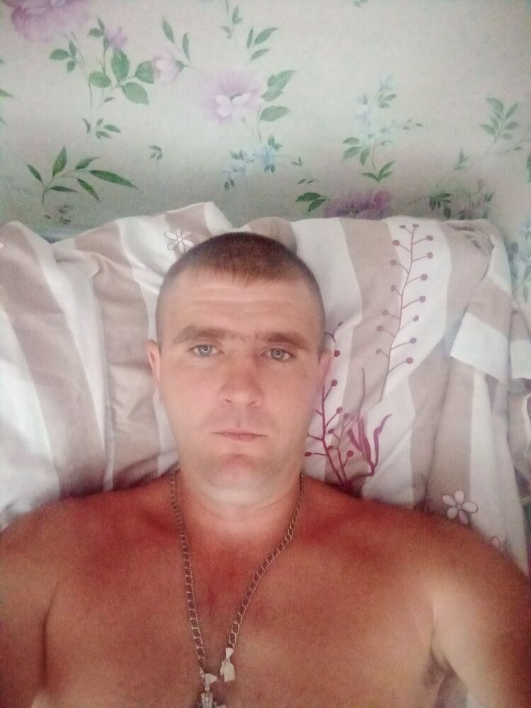  37275688  , 32 ,    