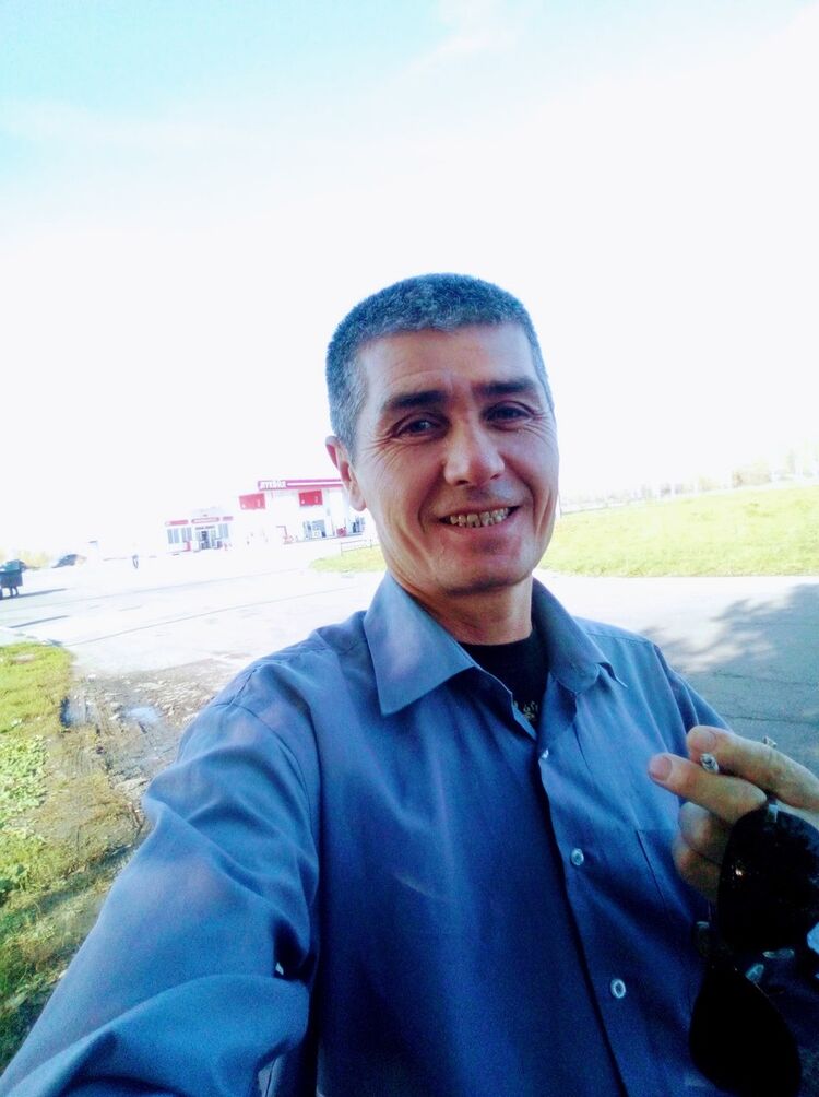  18028878  , 53 ,    