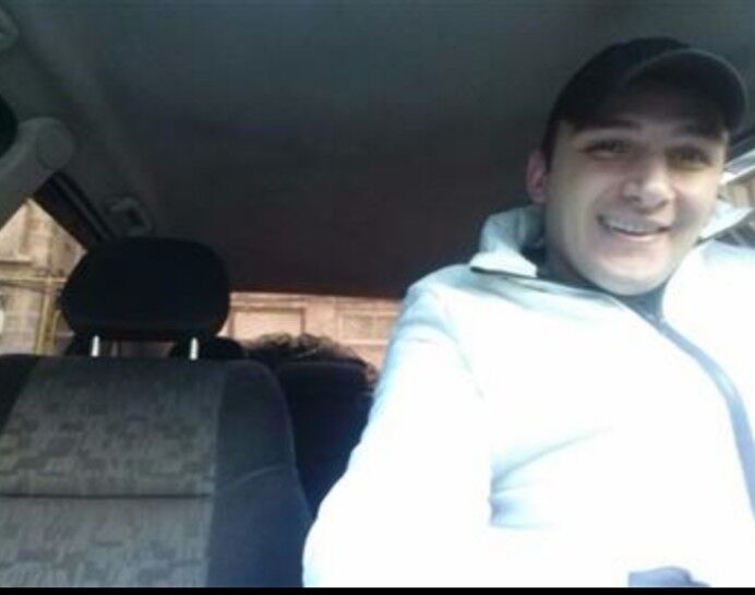  18730938  HAYK, 39 ,    