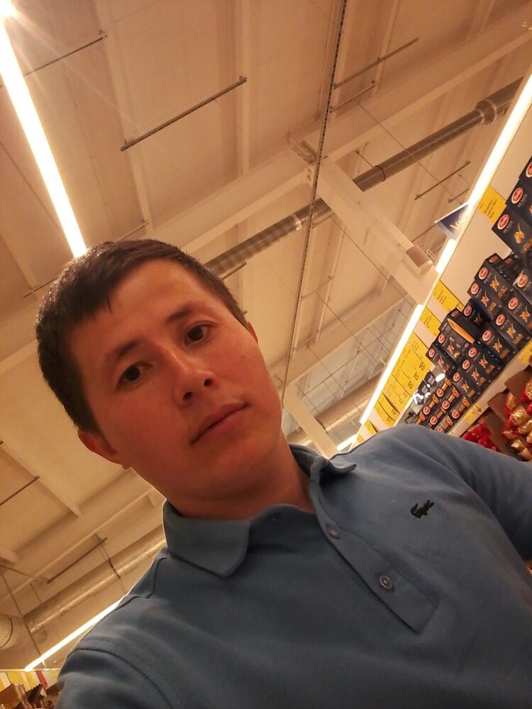  ,   Zoir, 35 ,  