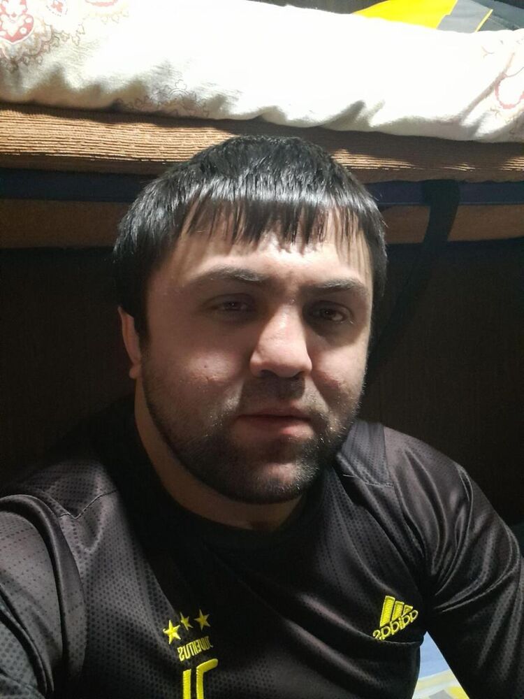  37245678  , 34 ,    