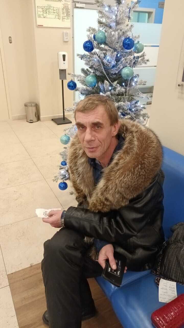  31747048  , 48 ,    