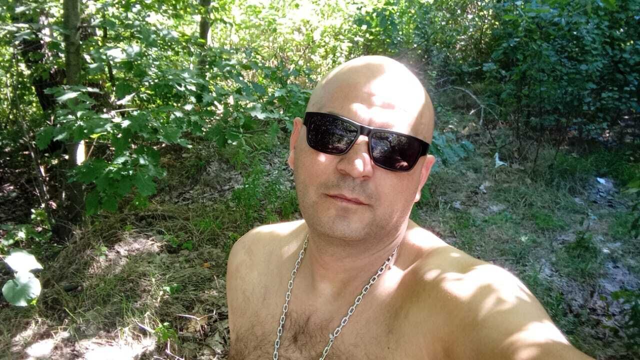  ,   David, 42 ,   ,   