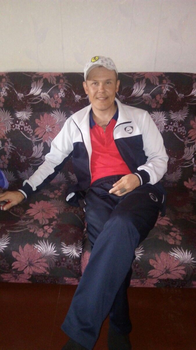  7763998  Reks1176, 42 ,    