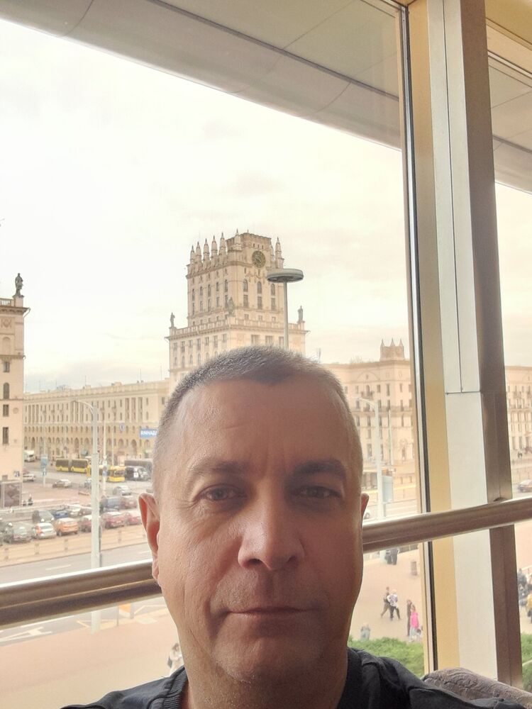  43308688  , 51 ,    