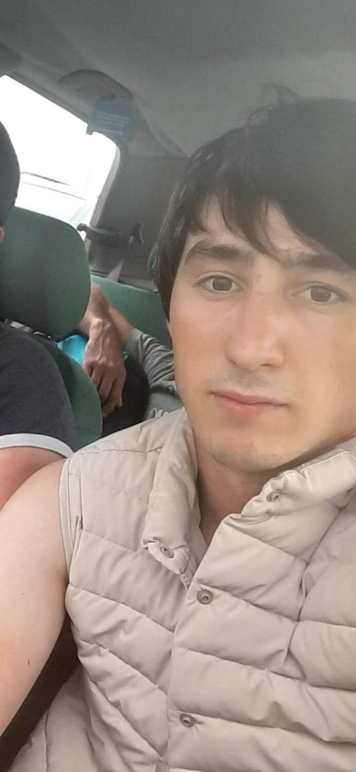  29299698  Artur, 33 ,    Pruszkow