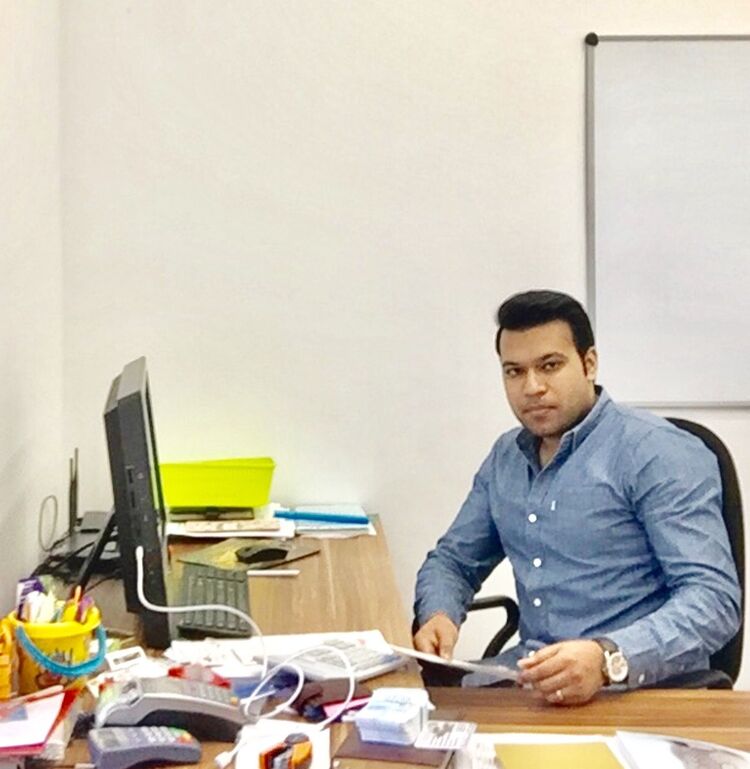  10327898  Jerry, 32 ,    