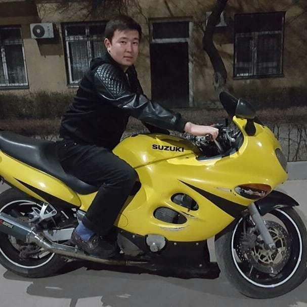  11973448  Yusuf, 29 ,    