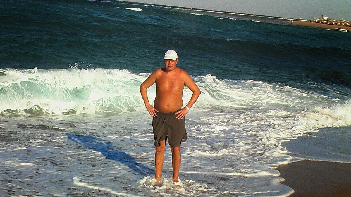  ,   Oleg, 47 ,   ,   , c 