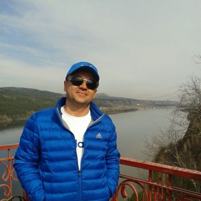  6042068  Doni, 53 ,    
