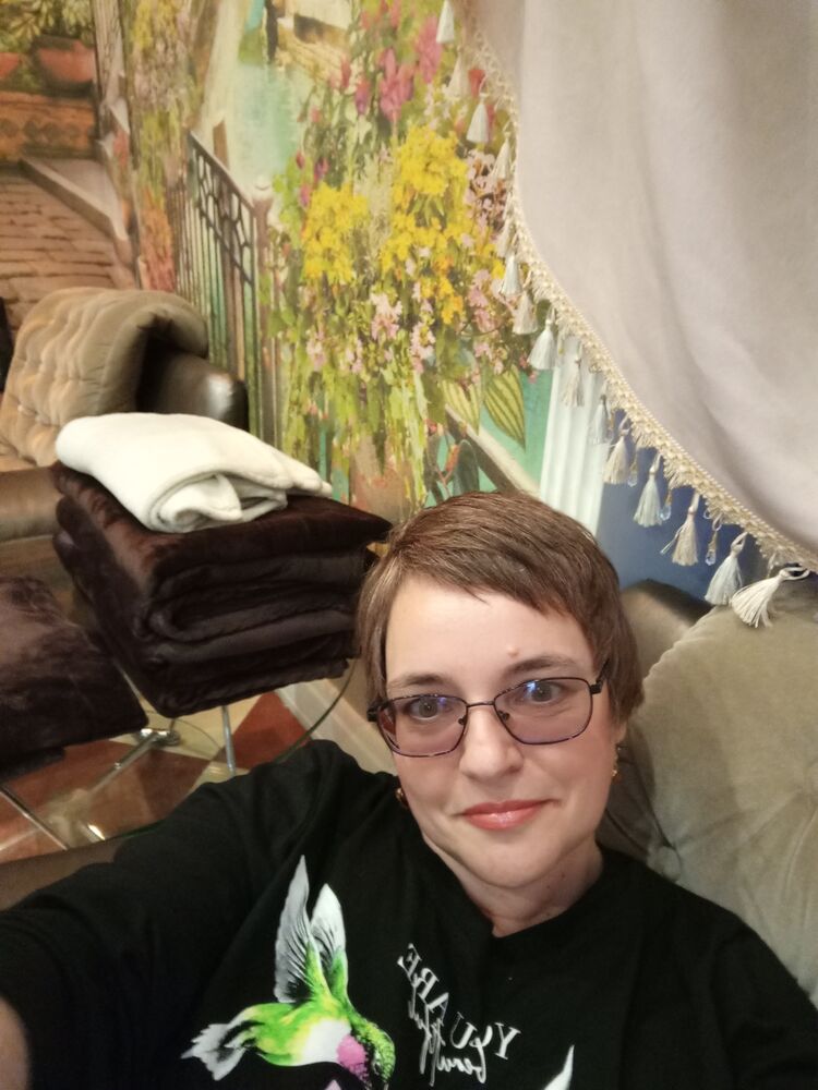  44138028  , 40 ,    