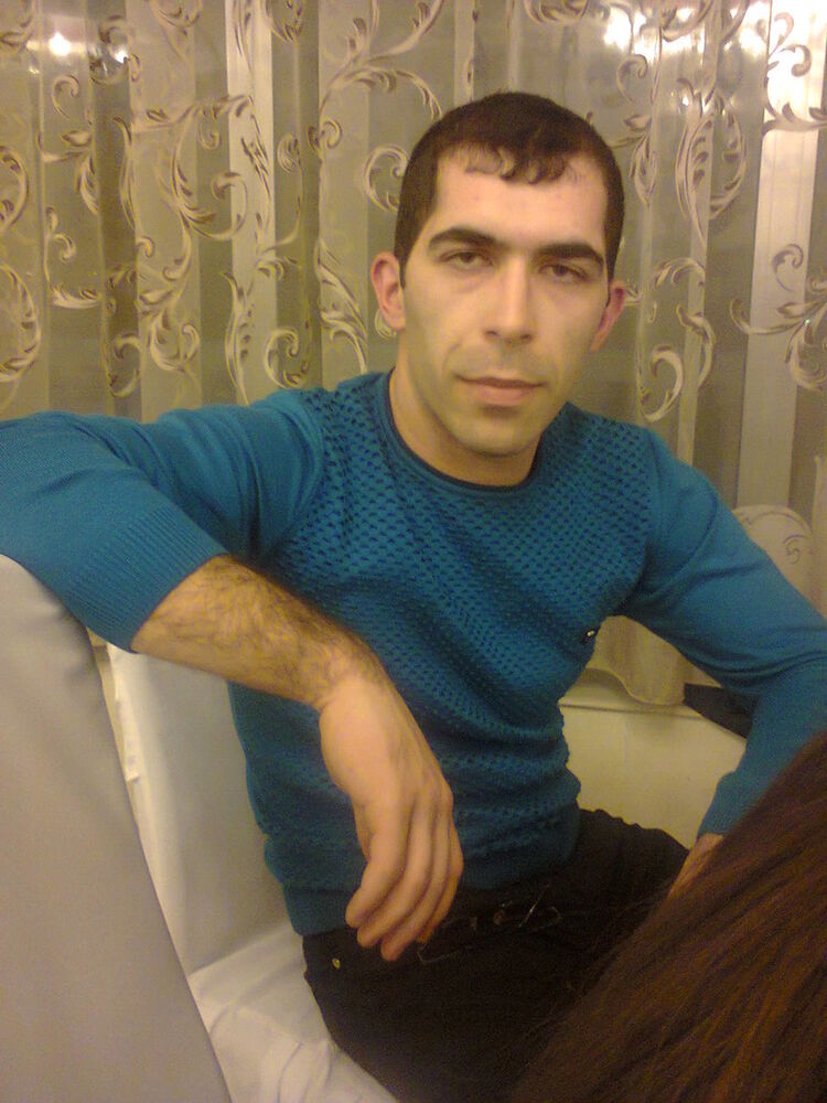  5656588  ARTUR, 35 ,    