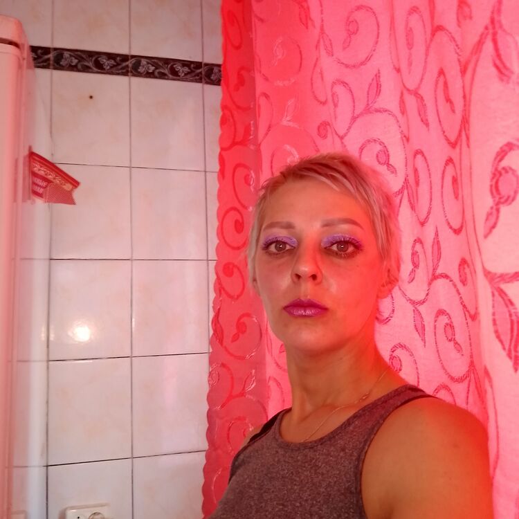  -,   , 42 ,     , c 