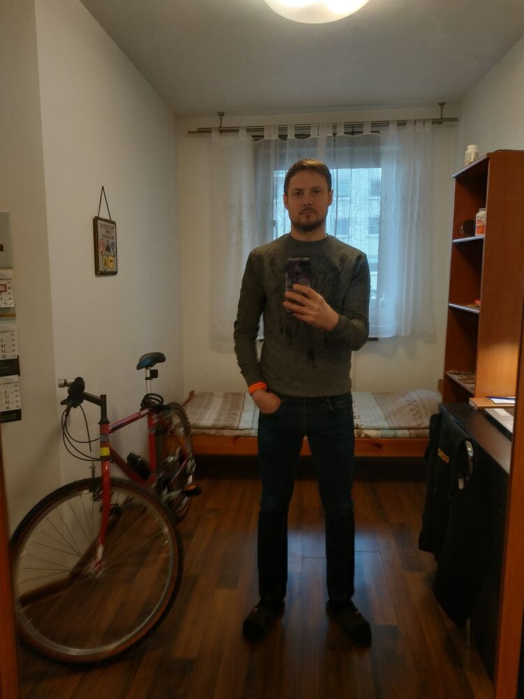  Warszawa,   Kirill, 37 ,   ,   