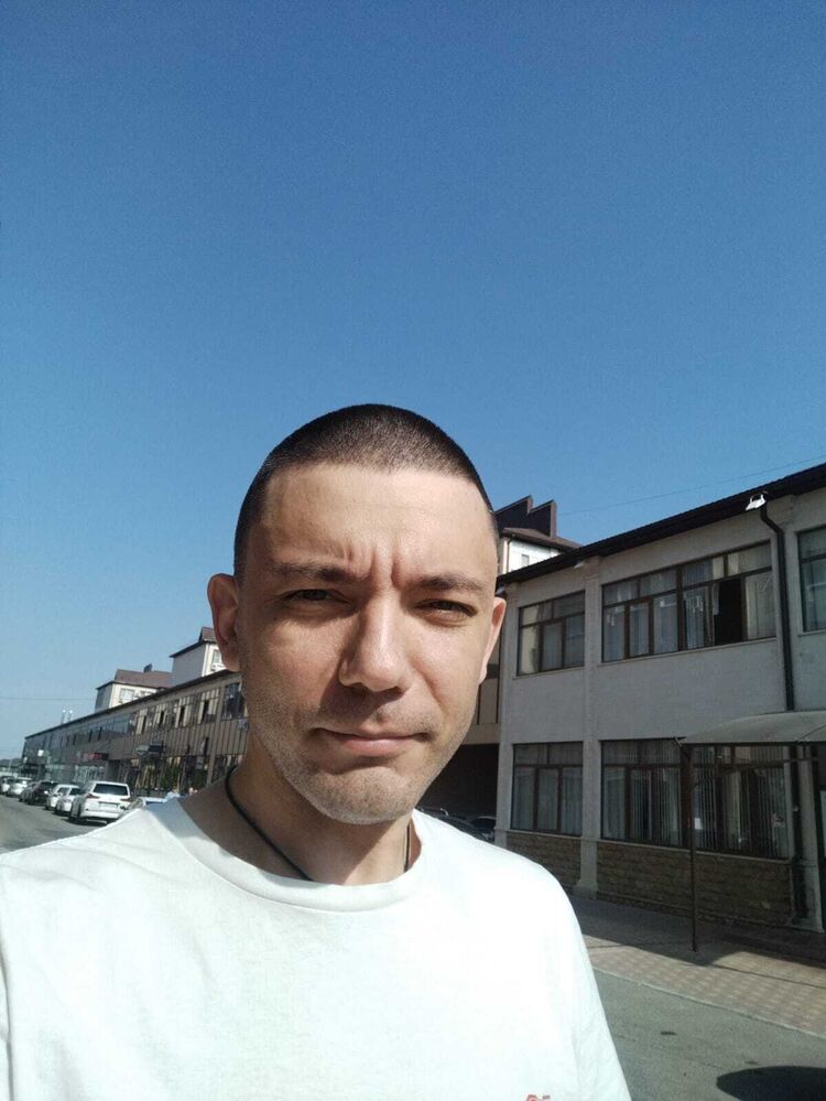  53417518  , 34 ,    