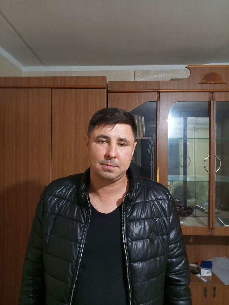  46846348  , 37 ,    
