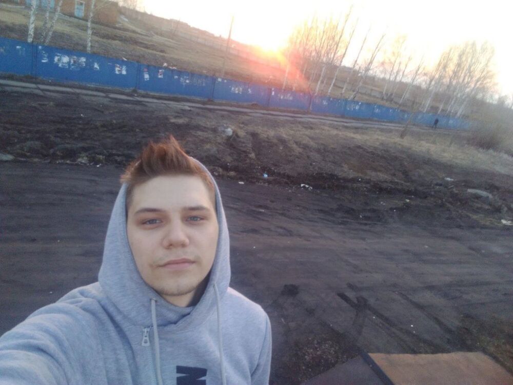  47384958  Davai, 25 ,    