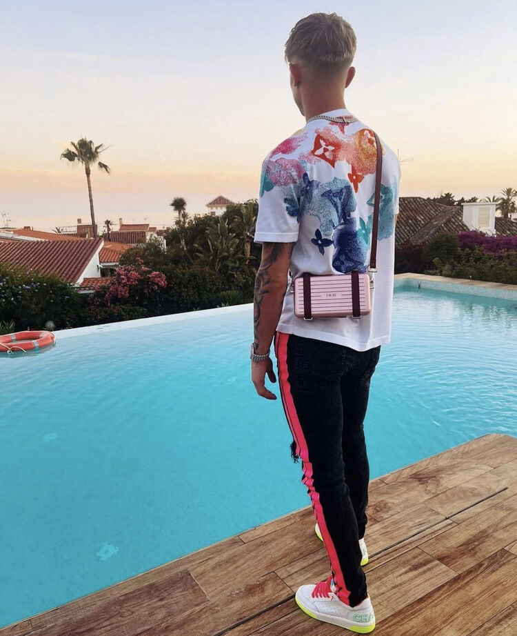 ���� 25285828 ����� ������, 24 ����, ���� ���������� � ��������