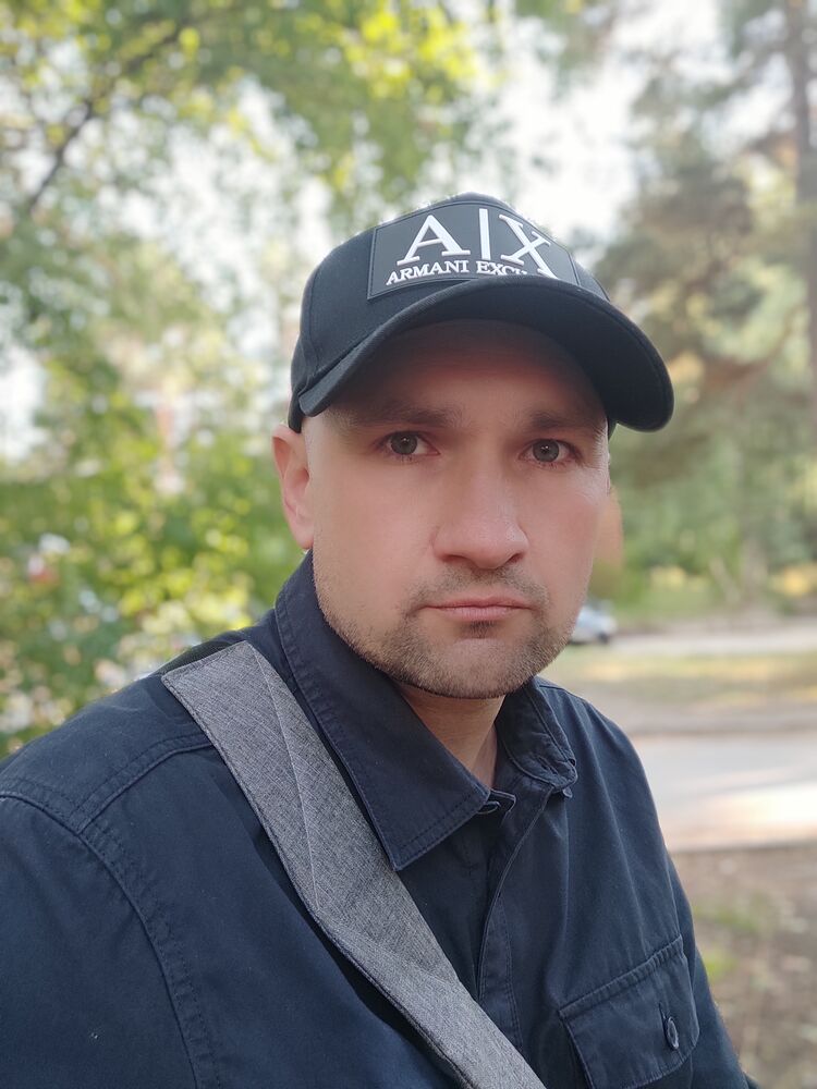  53144418  Igor, 42 ,    
