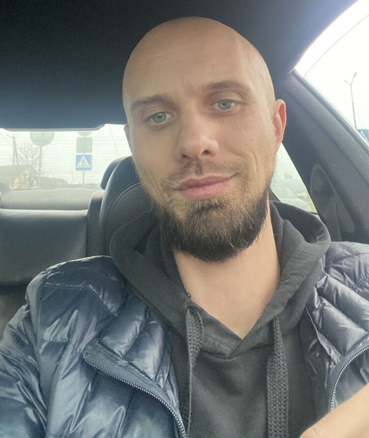  36012538  , 40 ,    