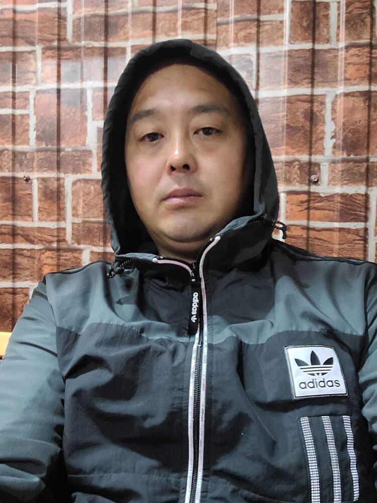  43527278  Khon, 37 ,    