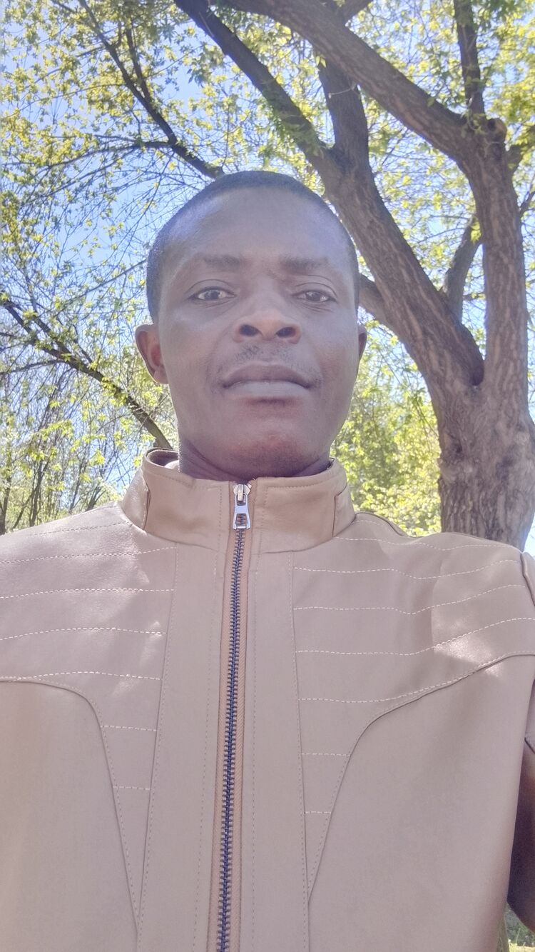  ,   Vincent, 24 ,   ,   