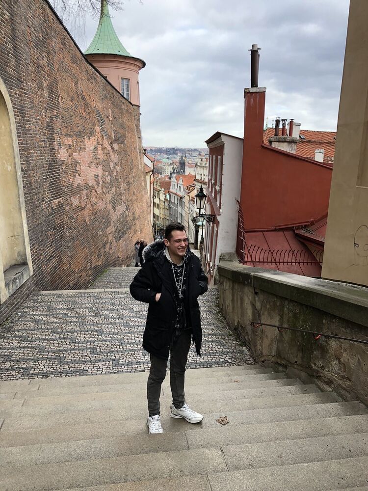  ,   Andrei, 25 ,   ,   